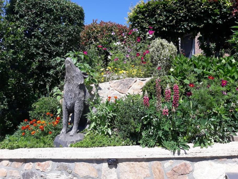 Studio Au Jardin Fleuri แวร์วีเย ภายนอก รูปภาพ